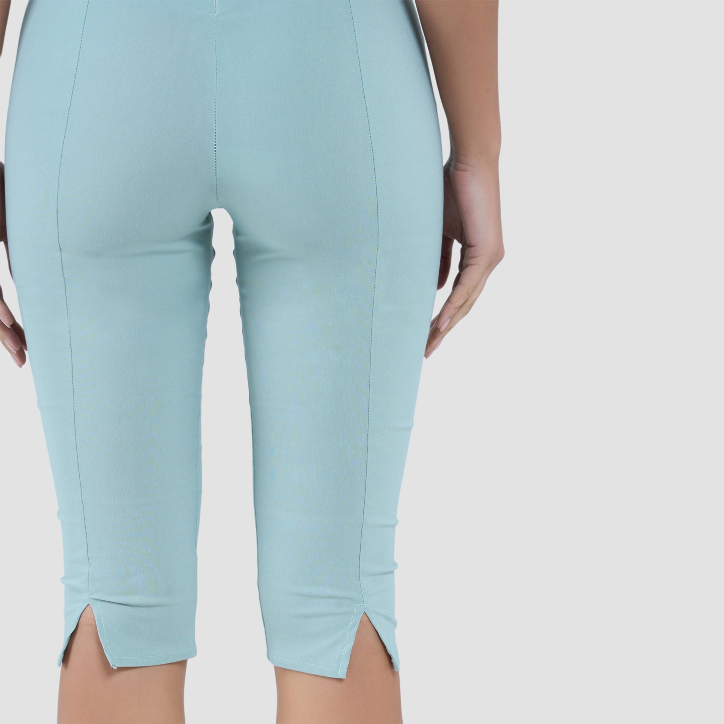 CHIARA CAPRI PANTS - AQUA