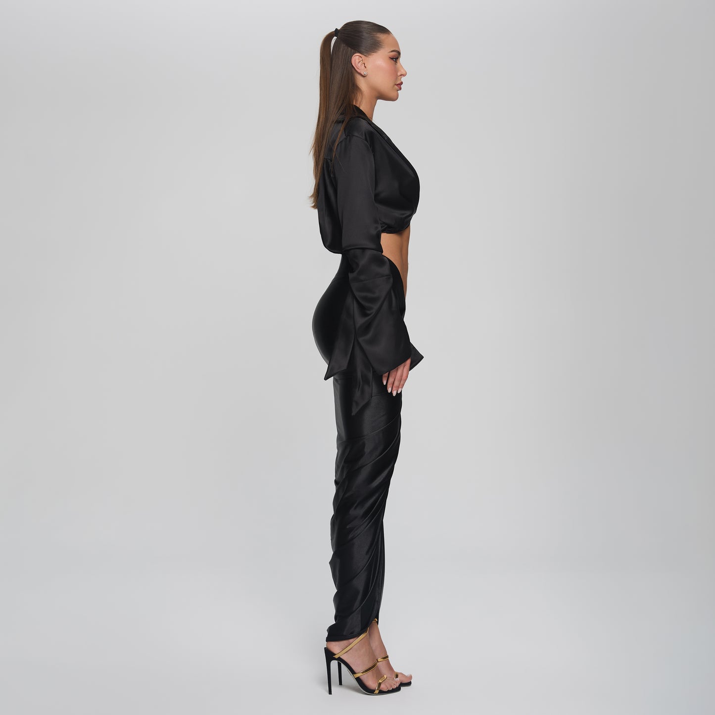 SOPHIA CROPPED BLOUSE  - BLACK